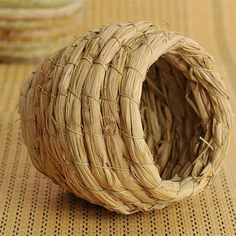 Handwoven Straw Bird Nest – Cozy Natural Shelter