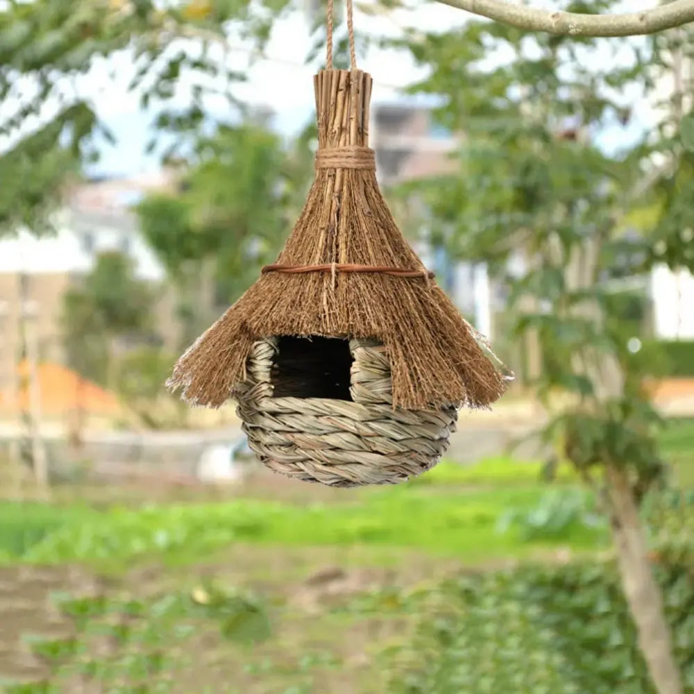 Hand-Woven Grass Bird House – Cozy Shelter for Birds