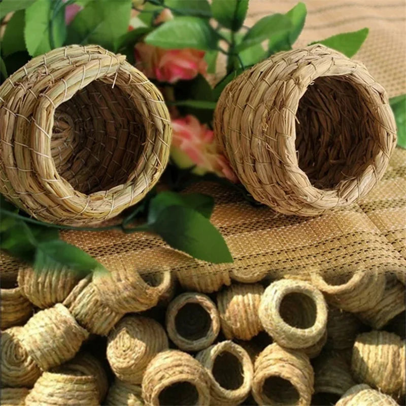 Handwoven Straw Bird Nest – Cozy Natural Shelter