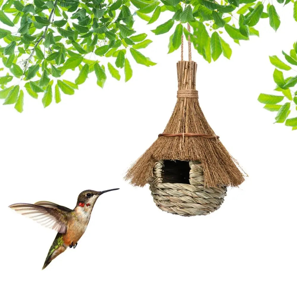 Hand-Woven Grass Bird House – Cozy Shelter for Birds