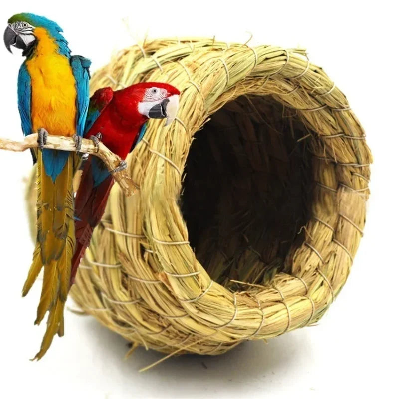 Handwoven Straw Bird Nest – Cozy Natural Shelter